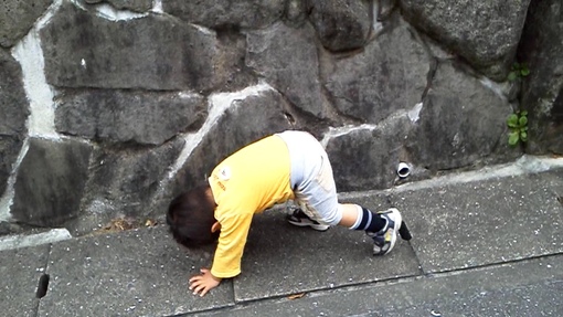 親が思ってるより子どもは動けない