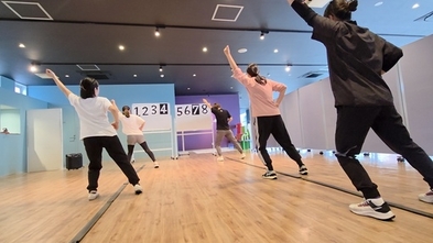 高齢者向け指導 リズムステップ指導者養成講習会